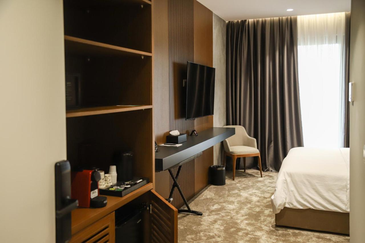 Urbanin Apartment & Hotel Tirana Zewnętrze zdjęcie