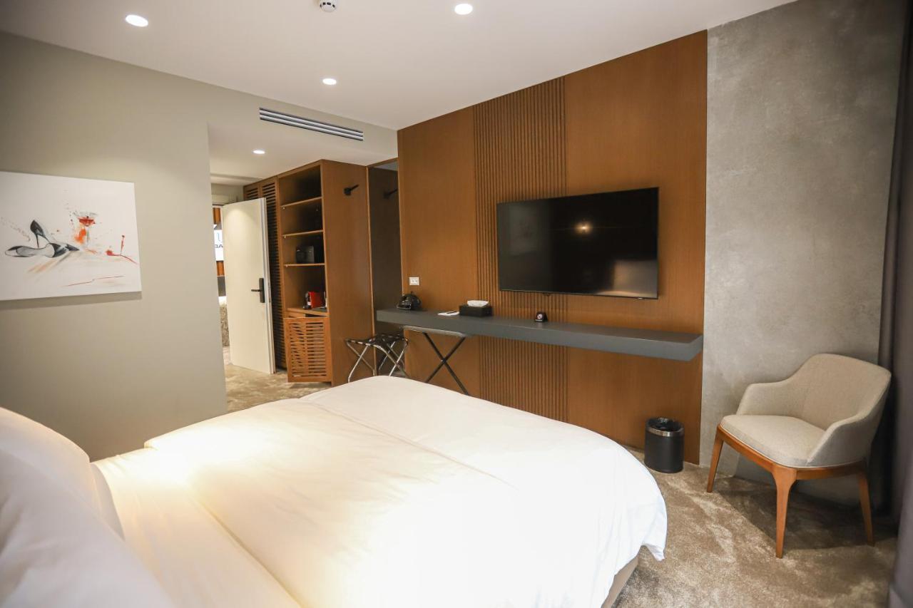 Urbanin Apartment & Hotel Tirana Zewnętrze zdjęcie